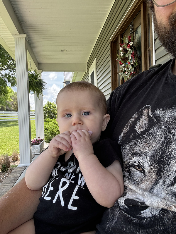 Lunch time porch sittin’
